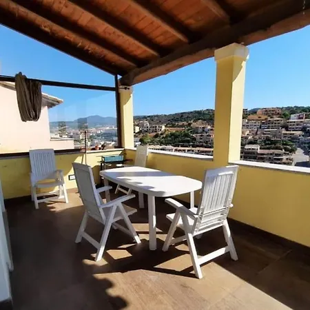 Lussuoso Attico Con Piscina E Rifiniture Di Pregio Holiday home Villasimius